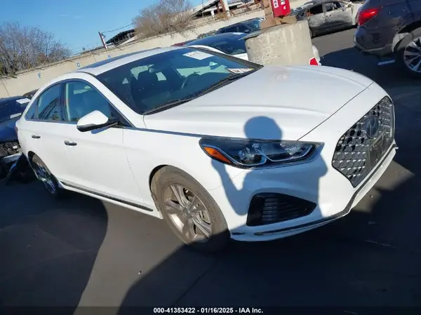 5NPE34AF1KH820438 2019 HYUNDAI SONATA - Image 1