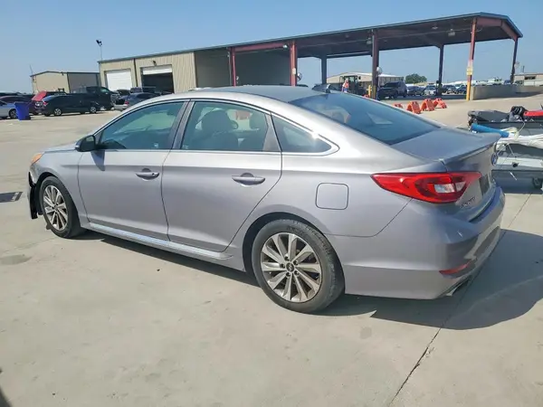 5NPE34AF2GH270271 2016 HYUNDAI SONATA - Image 2