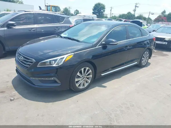 5NPE34AF2GH270691 2016 HYUNDAI SONATA - Image 2