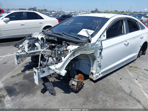 5NPE34AF2GH277060 2016 HYUNDAI SONATA - Image 2