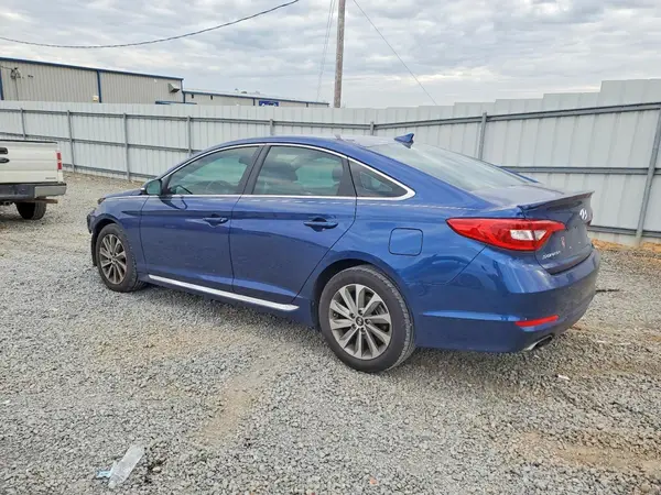 5NPE34AF2GH280136 2016 HYUNDAI SONATA - Image 2