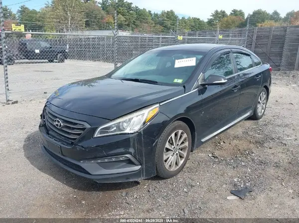 5NPE34AF2GH295560 2016 HYUNDAI SONATA - Image 2
