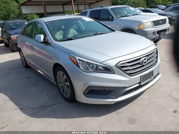 5NPE34AF2GH307786 2016 HYUNDAI SONATA - Image 1