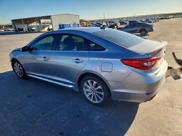 5NPE34AF2GH308274 2016 HYUNDAI SONATA - Image 2