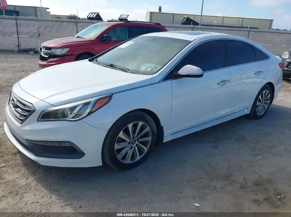 5NPE34AF2GH311658 2016 HYUNDAI SONATA - Image 2