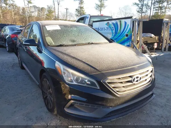 5NPE34AF2GH322773 2016 HYUNDAI SONATA - Image 1