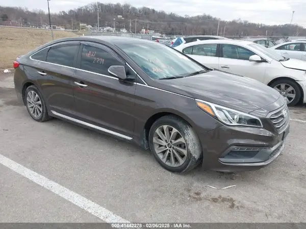 5NPE34AF2GH350010 2016 HYUNDAI SONATA - Image 1