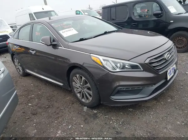 5NPE34AF2GH350072 2016 HYUNDAI SONATA - Image 1