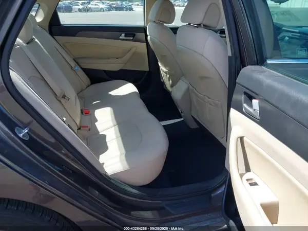 5NPE34AF2GH379880 2016 HYUNDAI SONATA - Image 8