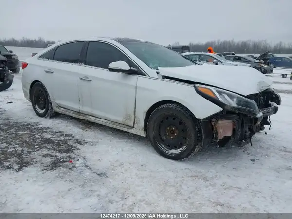 5NPE34AF2GH414451 2016 HYUNDAI SONATA - Image 1