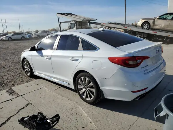 5NPE34AF2HH438444 2017 HYUNDAI SONATA - Image 2