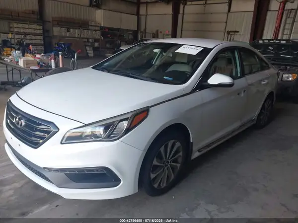 5NPE34AF2HH439979 2017 HYUNDAI SONATA - Image 2