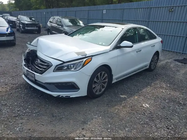 5NPE34AF2HH440307 2017 HYUNDAI SONATA - Image 2