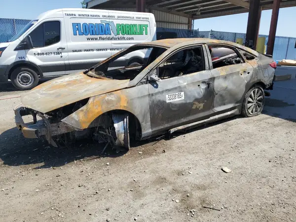 5NPE34AF2HH440419 2017 HYUNDAI SONATA - Image 1