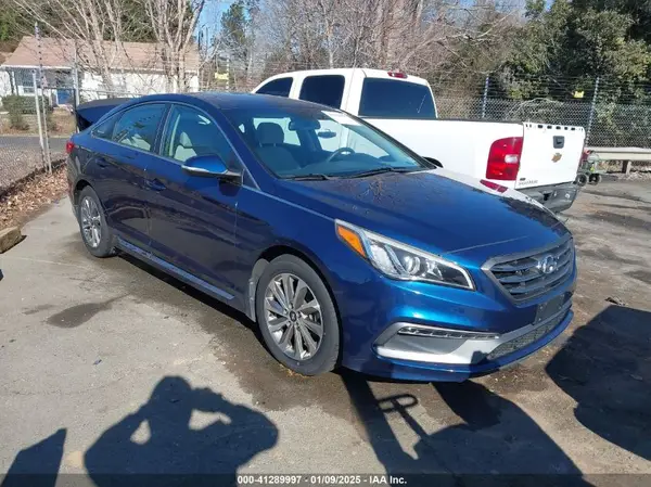 5NPE34AF2HH444583 2017 HYUNDAI SONATA - Image 1