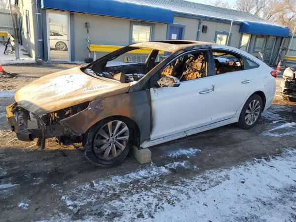 5NPE34AF2HH454384 2017 HYUNDAI SONATA - Image 1