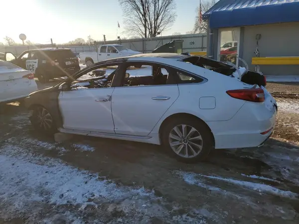 5NPE34AF2HH454384 2017 HYUNDAI SONATA - Image 2