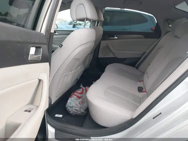5NPE34AF2HH455745 2017 HYUNDAI SONATA - Image 8