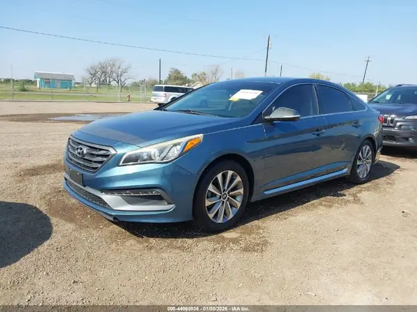 5NPE34AF2HH458077 2017 HYUNDAI SONATA - Image 2