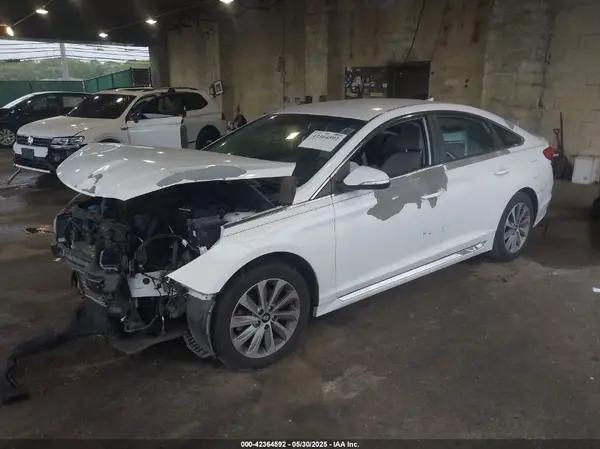 5NPE34AF2HH460766 2017 HYUNDAI SONATA - Image 2