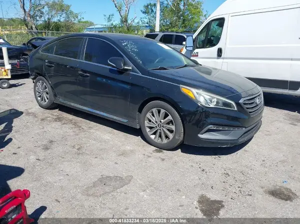 5NPE34AF2HH467586 2017 HYUNDAI SONATA - Image 1