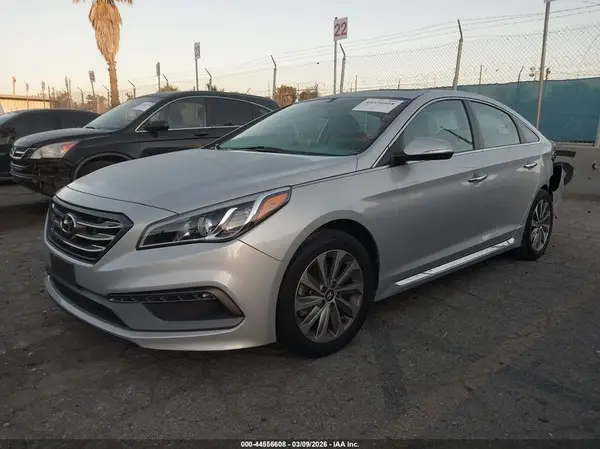 5NPE34AF2HH471282 2017 HYUNDAI SONATA - Image 2