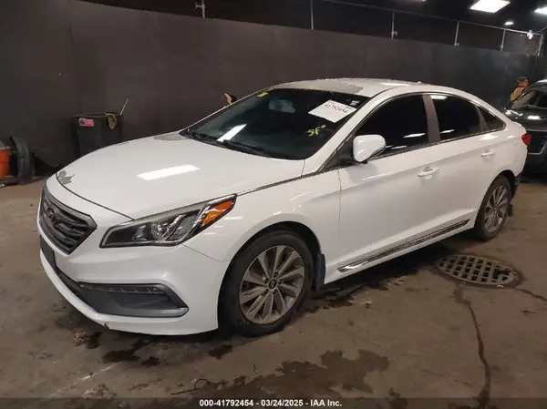 5NPE34AF2HH481598 2017 HYUNDAI SONATA - Image 2