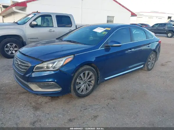 5NPE34AF2HH488843 2017 HYUNDAI SONATA - Image 2