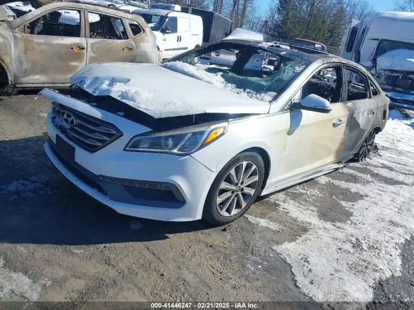 5NPE34AF2HH489040 2017 HYUNDAI SONATA - Image 2