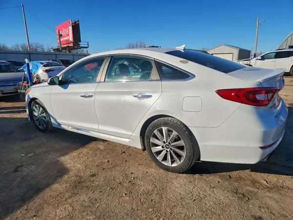 5NPE34AF2HH517287 2017 HYUNDAI SONATA - Image 2