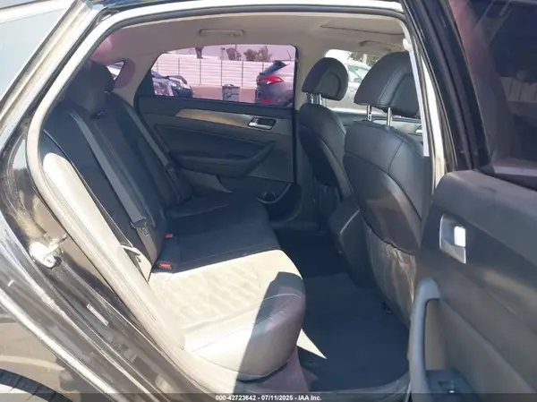 5NPE34AF2HH550256 2017 HYUNDAI SONATA - Image 8