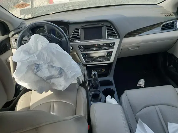 5NPE34AF2HH563797 2017 HYUNDAI SONATA - Image 8