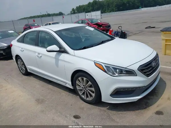 5NPE34AF2HH565890 2017 HYUNDAI SONATA - Image 1