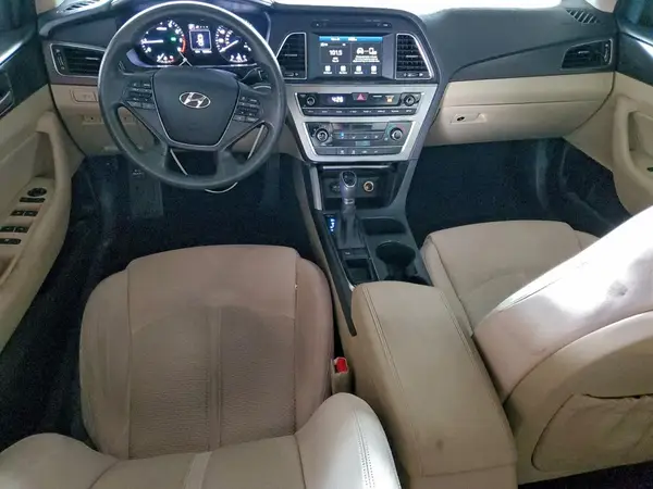 5NPE34AF2HH575772 2017 HYUNDAI SONATA - Image 8
