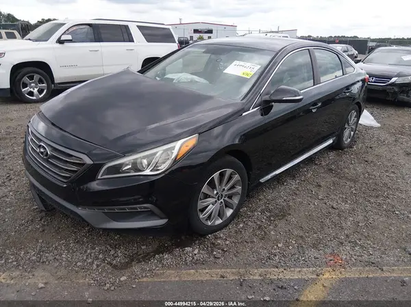 5NPE34AF2HH577358 2017 HYUNDAI SONATA - Image 2