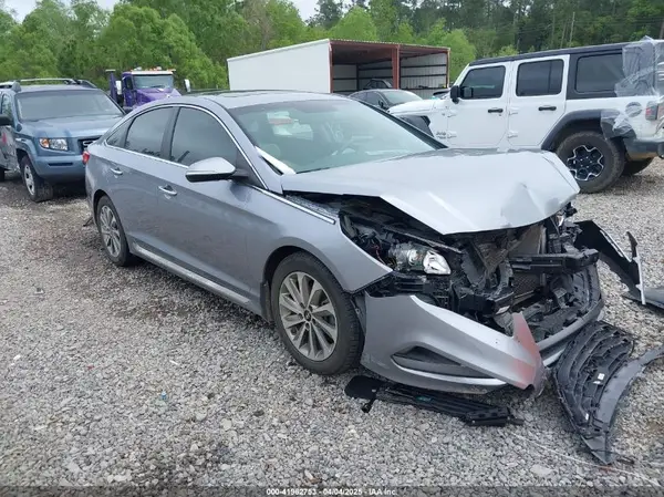 5NPE34AF2HH579028 2017 HYUNDAI SONATA - Image 1