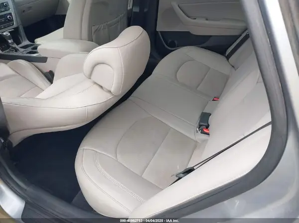 5NPE34AF2HH579028 2017 HYUNDAI SONATA - Image 8