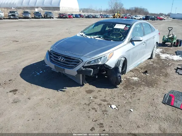 5NPE34AF2HH580339 2017 HYUNDAI SONATA - Image 2
