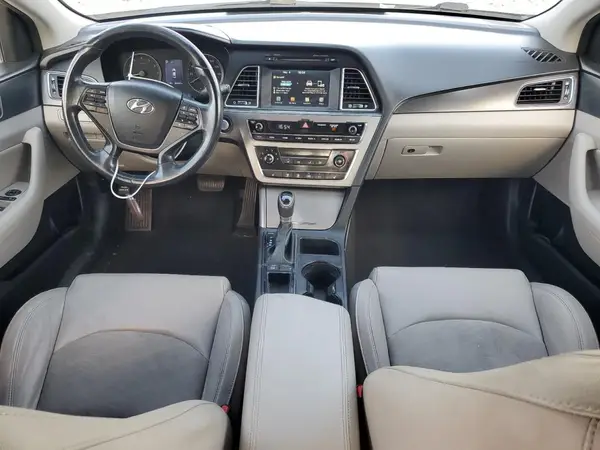 5NPE34AF2HH580387 2017 HYUNDAI SONATA - Image 8