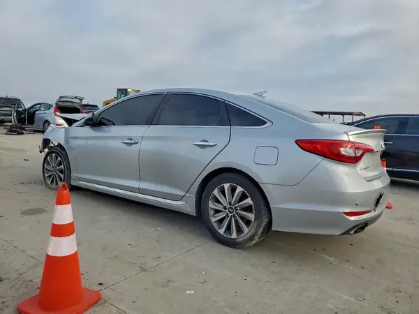 5NPE34AF2HH580874 2017 HYUNDAI SONATA - Image 2