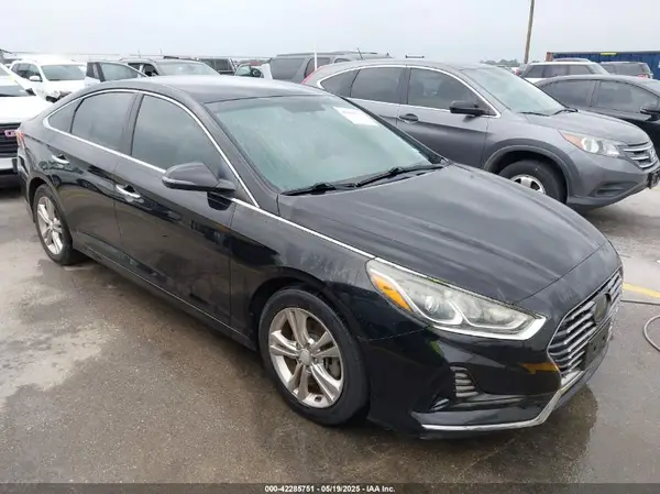 5NPE34AF2JH600479 2018 HYUNDAI SONATA - Image 1