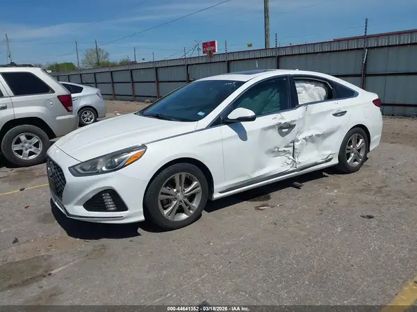5NPE34AF2JH601082 2018 HYUNDAI SONATA - Image 2