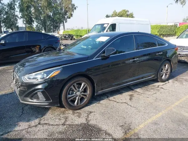 5NPE34AF2JH602880 2018 HYUNDAI SONATA - Image 2