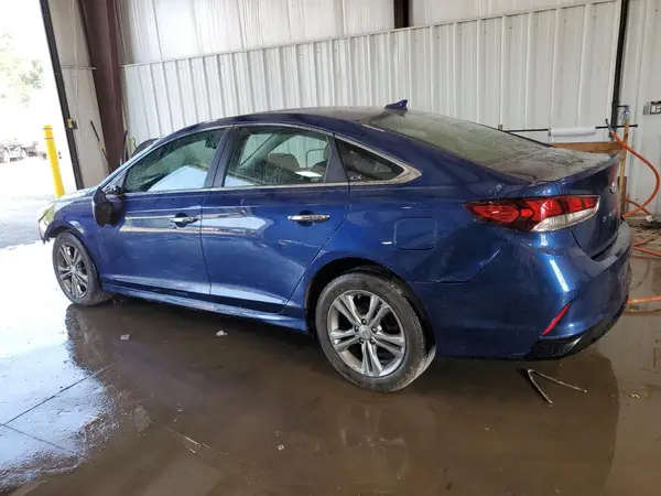 5NPE34AF2JH617993 2018 HYUNDAI SONATA - Image 2