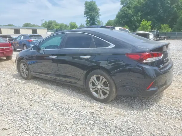 5NPE34AF2JH620005 2018 HYUNDAI SONATA - Image 2