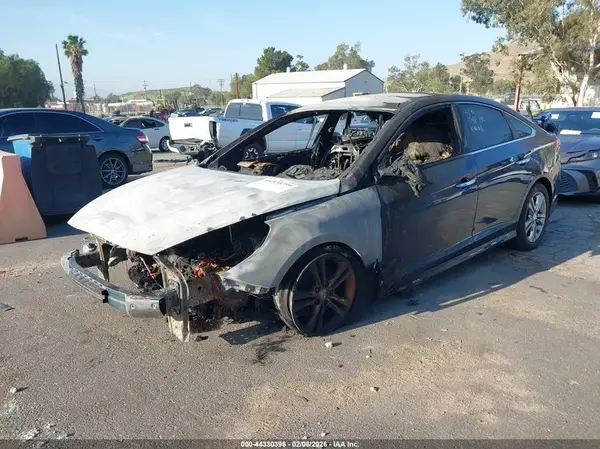 5NPE34AF2JH620036 2018 HYUNDAI SONATA - Image 2