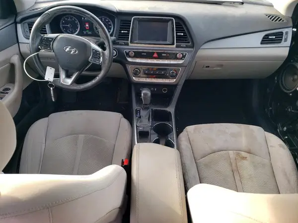 5NPE34AF2JH621994 2018 HYUNDAI SONATA - Image 8