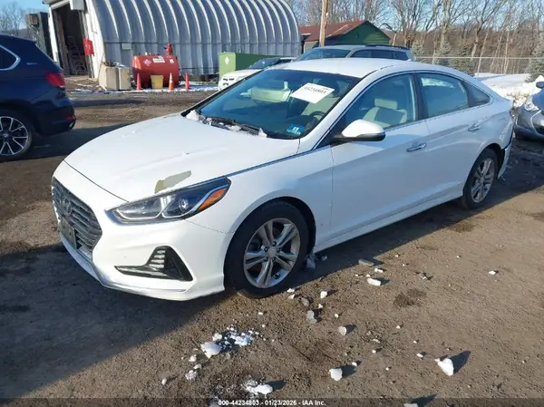 5NPE34AF2JH627374 2018 HYUNDAI SONATA - Image 2