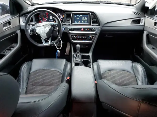5NPE34AF2JH627455 2018 HYUNDAI SONATA - Image 8