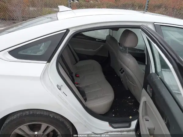 5NPE34AF2JH629111 2018 HYUNDAI SONATA - Image 8